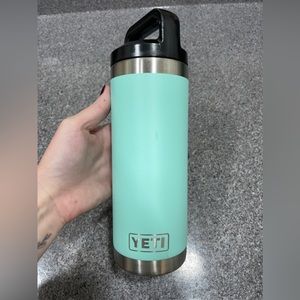 Blue Yeti Bottle